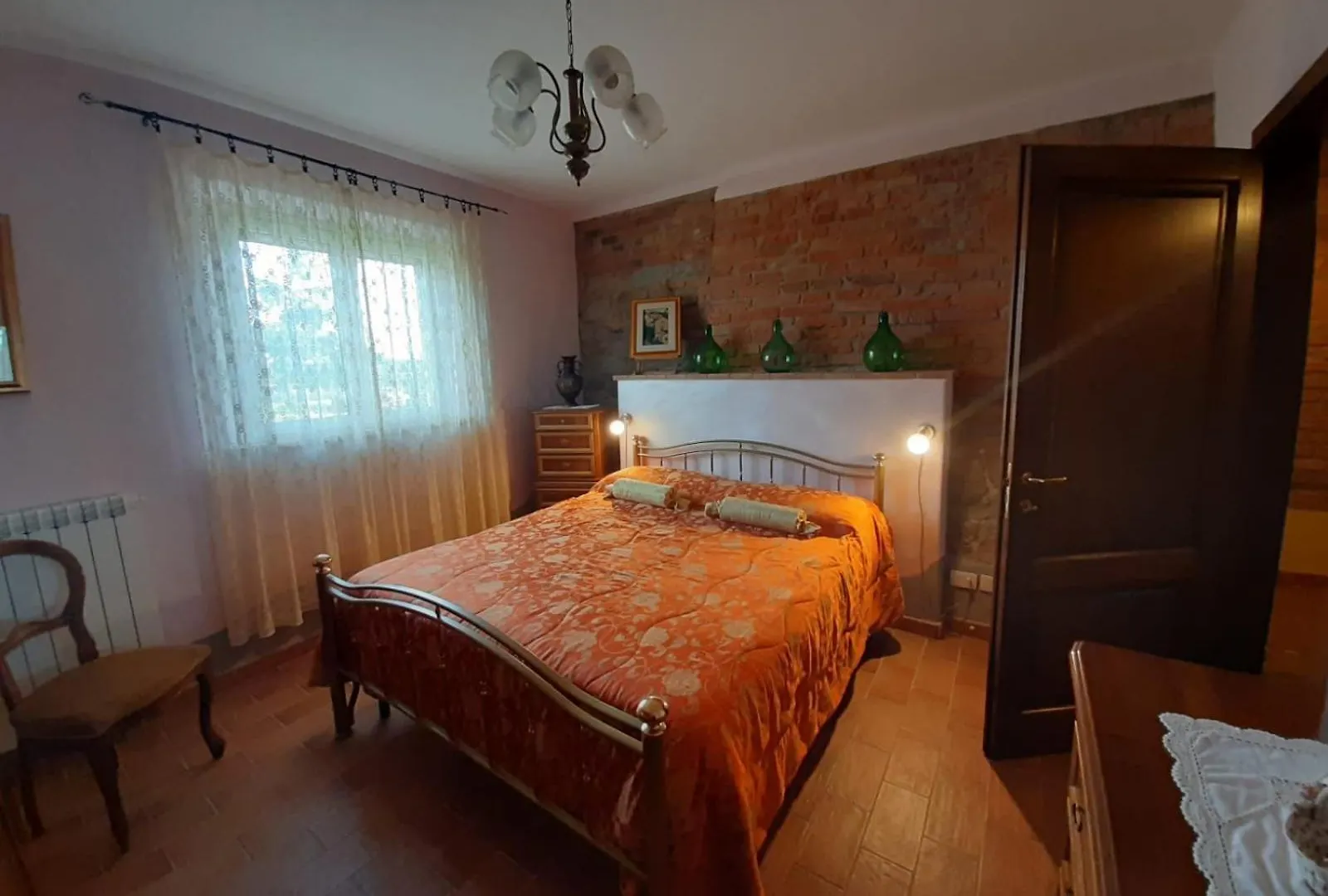 Casa Del Nonno Bingheri - La Cantina Cortona 0*,  Italy